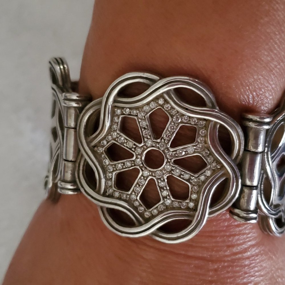 SLANE DIAMOND FENESTRA LINK BRACELET - Picture 8 of 10
